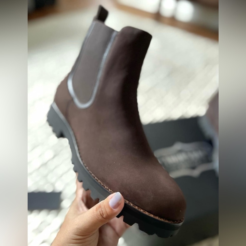 Thursday Boot women’s Legend Chelsea boot